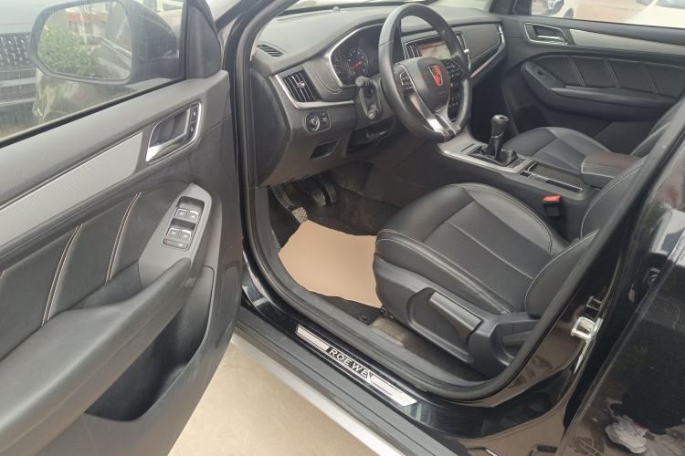 Used Roewe RX5 2018 20T Two-Wheel Drive Manual Flagship Edition