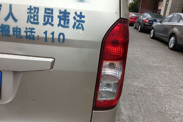 Used Wuling Rongguang V 2016 1.2L Standard Version Right Rear Taillight