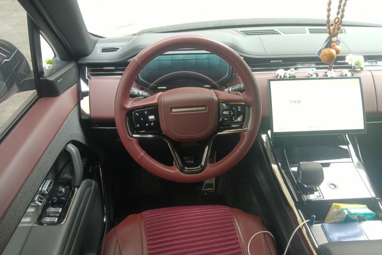 Used Land Rover Range Sport 2024 400PS Dynamic SE Steering Wheel