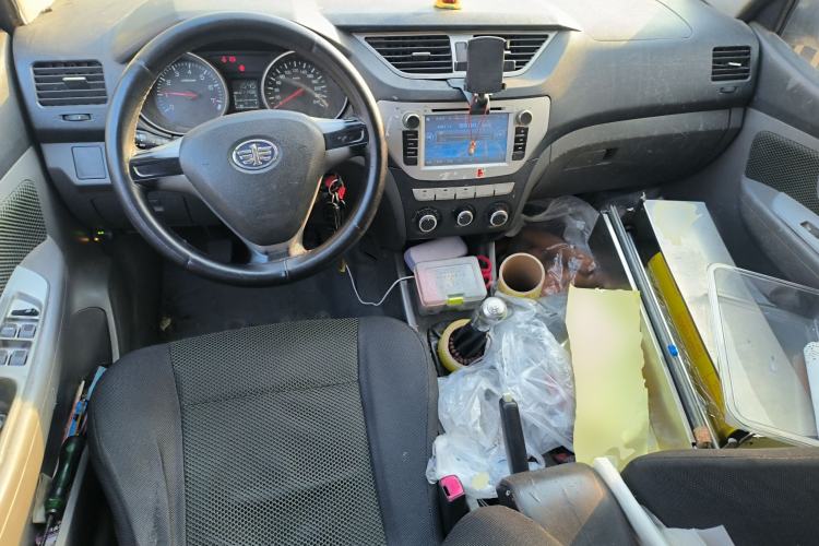 Used FAW Senya S80 2013 1.5L Manual 5-Seat Urban Fashion Edition
