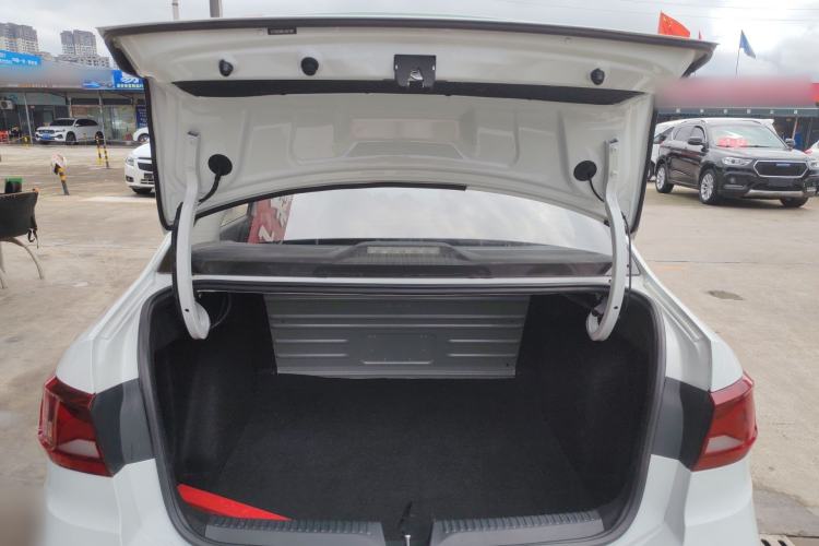 Used Jetta VA3 2020 1.5L Automatic "Upward Life" Edition Trunk