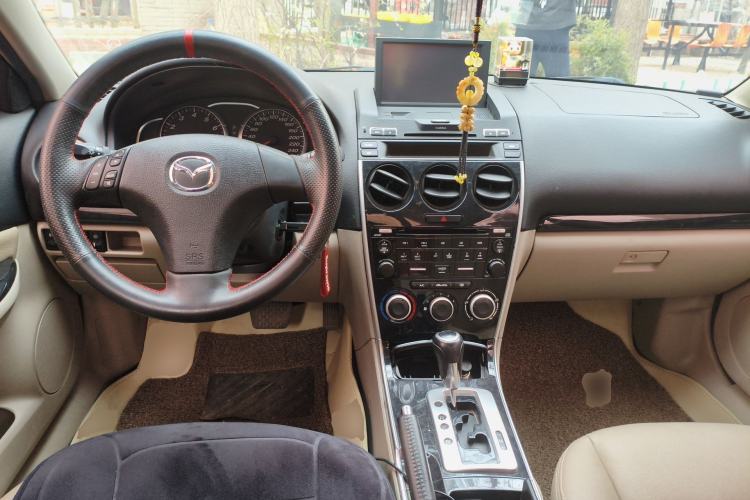 Used Mazda 6 2012 2.0L Automatic Fashion Edition Center Console