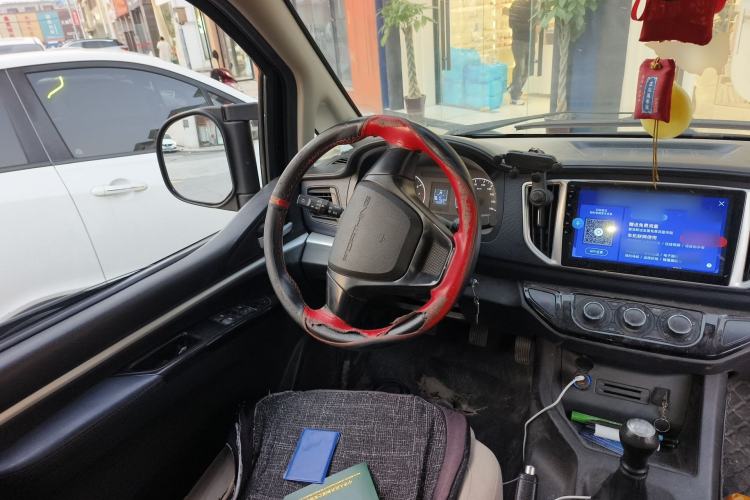 Used FORTHING Lingzhi 2022 M5L 1.6L Utility Model 7 Seats
