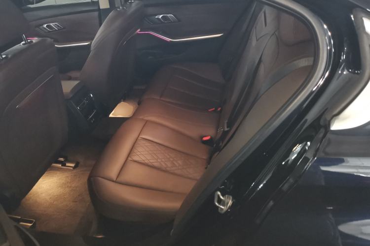 Used BMW i3 2024 eDrive 35 L
