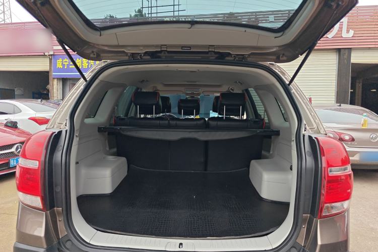 Used Chevrolet Captiva 2015 2.4L Two-Wheel Drive Urban Version 5 Seats