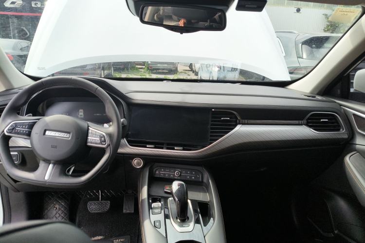 Used Haval F7x 2021 1.5T Two-Wheel Drive Smart Technology Edition Center Console