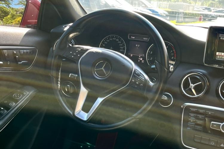 Used Mercedes-Benz A-Class (Import) 2013 A 180 Fashion Model
