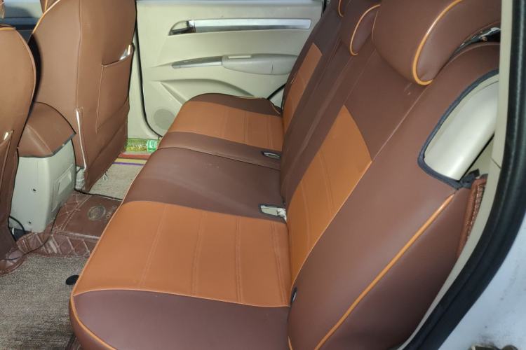 Used Land X8 2012 Explore Edition 2.0L Urban Pioneer Version Left Rear Seat