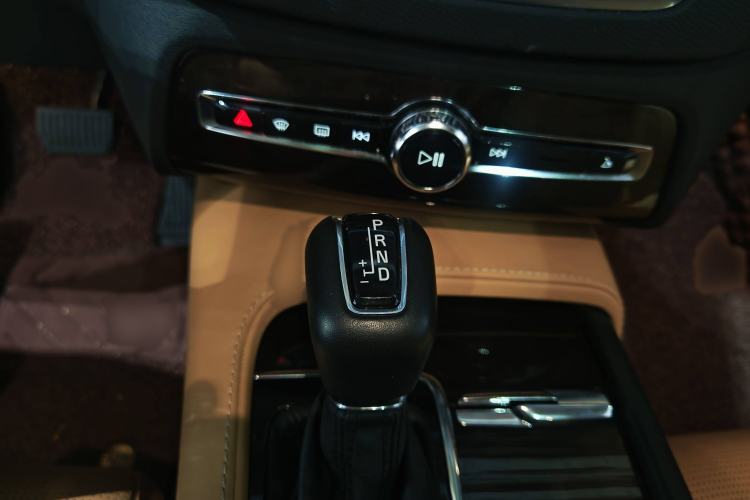 Used Volvo XC90 2015 T6 Zhiya Edition 7-seater
