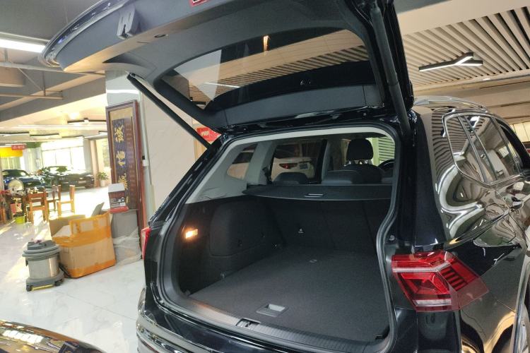 Used Volkswagen Tiguan L New Energy 2023 430 PHEV Plug-in Hybrid Prestige Edition
