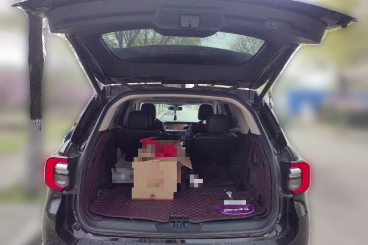 Used Ford Explorer 2023 EcoBoost 285 Four-Wheel Drive Titanium Edition 6 Seats