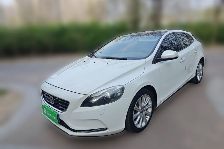 Used Volvo V40 2016 T3 Zhiyi Edition