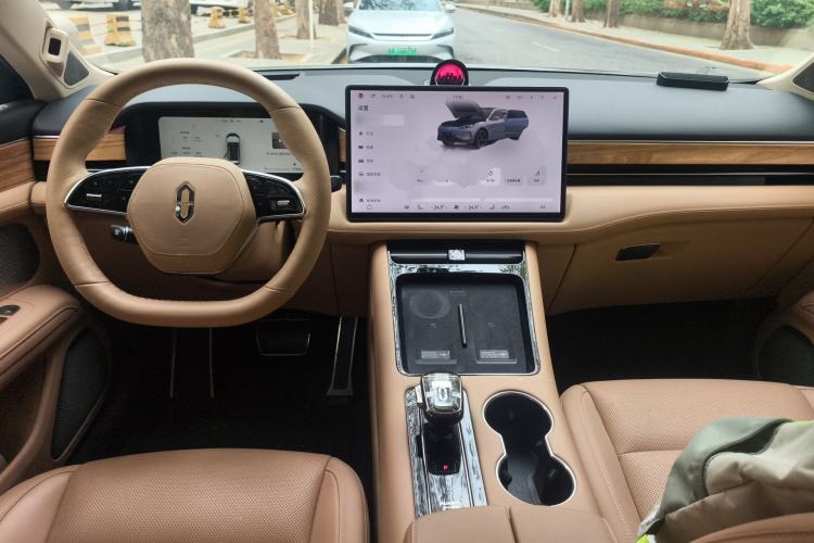 Used Hima AITO M5 2024 All-Electric Max Rear-Drive Advanced Intelligent Driving Version Center Console