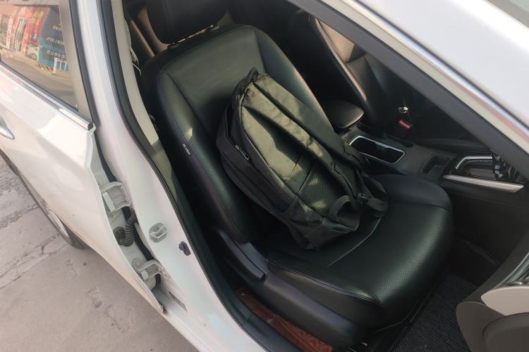 Used Nissan Sylphy 2019 1.6XV CVT Smart Connect Luxury Edition China VI Standard Right Front Seat