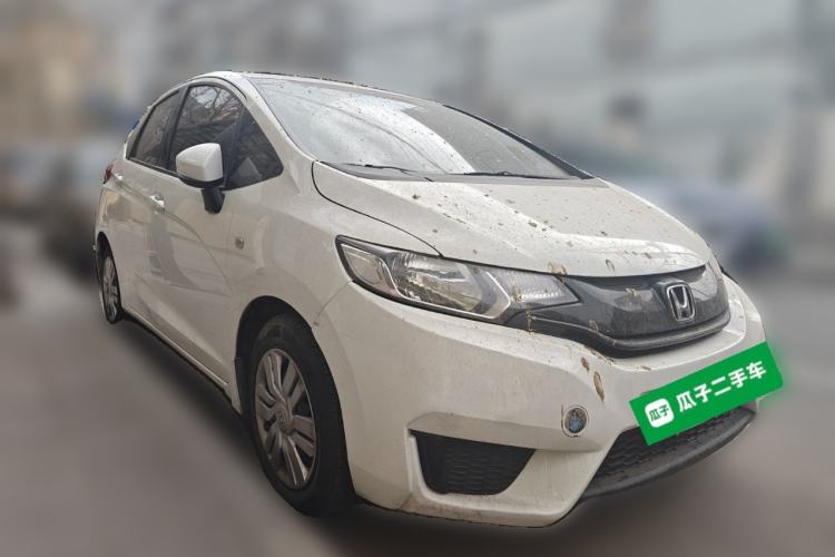 Used Honda Fit 2016 1.5L LXS CVT Comfort Sunroof Version Front Right 45 Deg