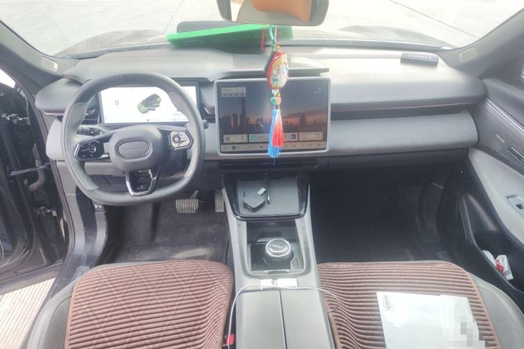 Used Lynk & Co 08 EM-P 2023 120km Long-Range Pro
