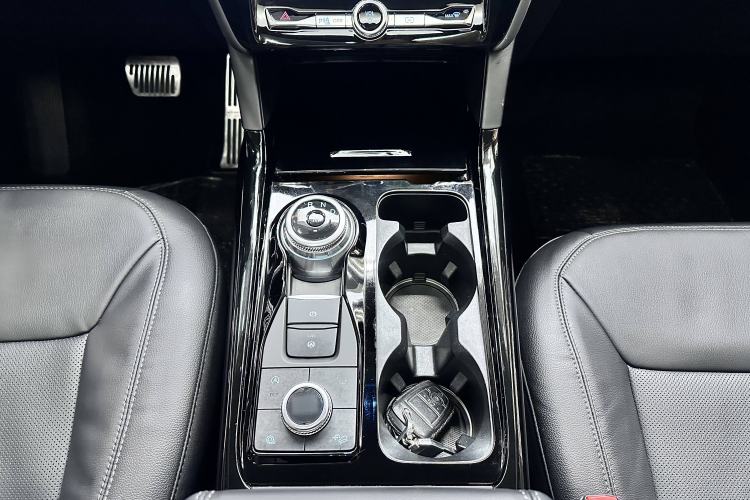 Used Ford Explorer 2020 EcoBoost 285 4x4 Titanium Edition 7-Seater