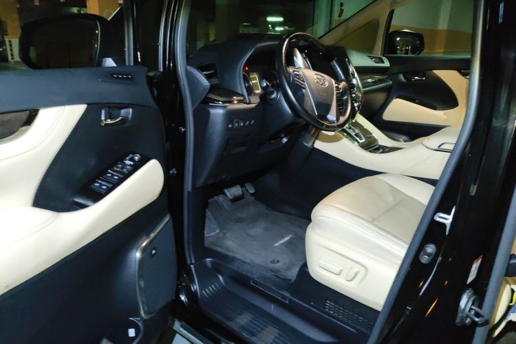 Used Toyota Alphard 2020 Dual-Engine 2.5L Prestige Edition