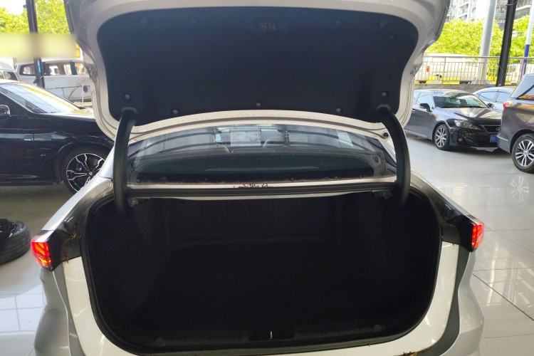 Used Geely Galaxy L6 2025 EM-i 140km Starship Edition
