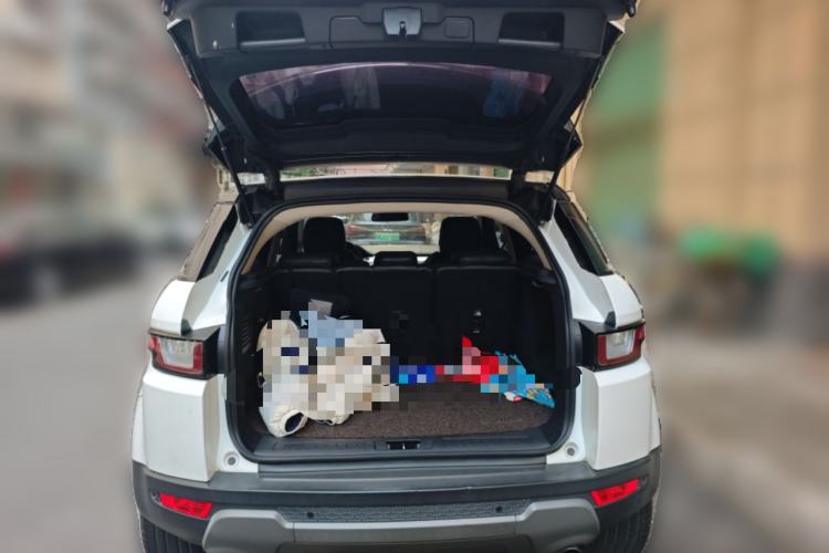 Used Land Rover Range Evoque 2016 2.0T PURE Style Edition Trunk