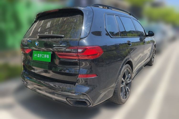 Used BMW X7 2021 xDrive40i Executive Model with M Sport Package Rear Right 45 Deg