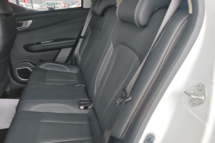 Used Geely Auto Vision X3 2019 Upgraded Model 1.5L Manual Elite Version
