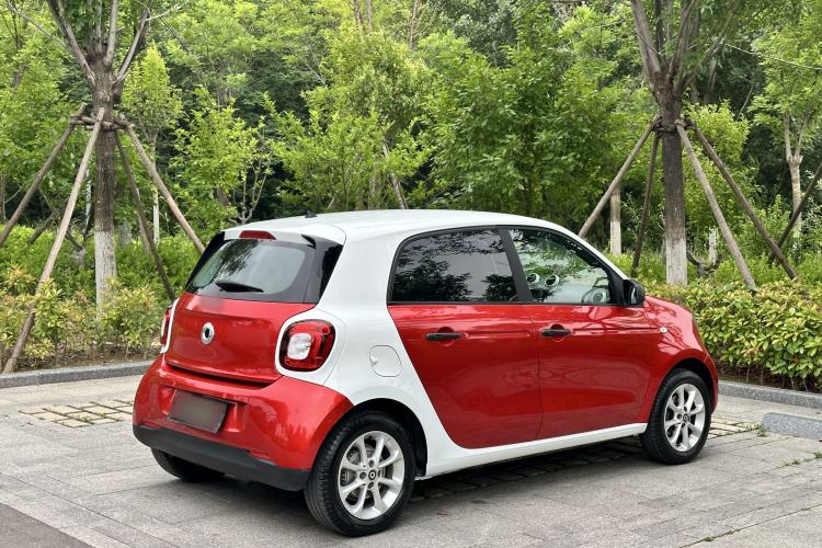 Used smart forfour 2016 1.0L 52 kW Dynamic Edition