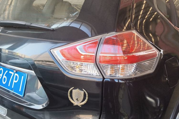 Used Nissan X-Trail 2014 2.0L CVT Comfort Edition 2WD Right Rear Taillight