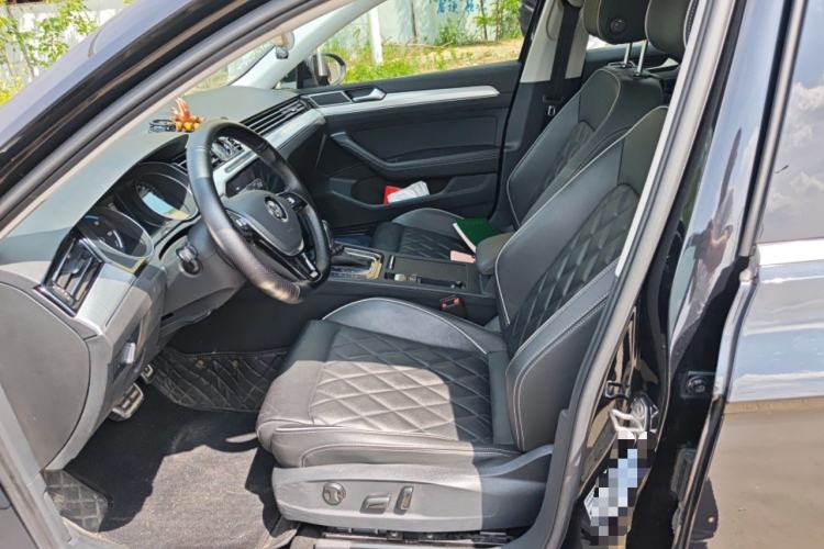 Used Volkswagen Magotan GTE Plug-in Hybrid 2020 GTE Luxury Model
