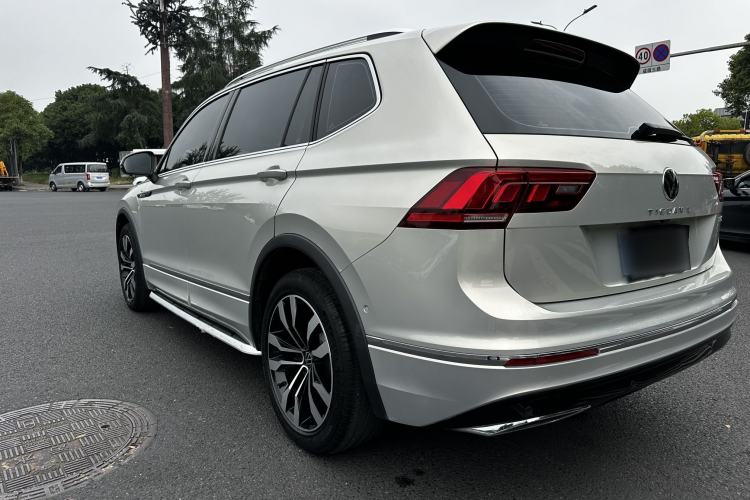 Used Volkswagen Tiguan L 2021 330TSI Automatic Two-Wheel Drive R-Line Enhanced Edition