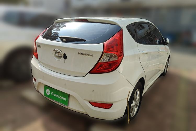 Used Hyundai Verna Ray 2014 1.4L Automatic GLX
