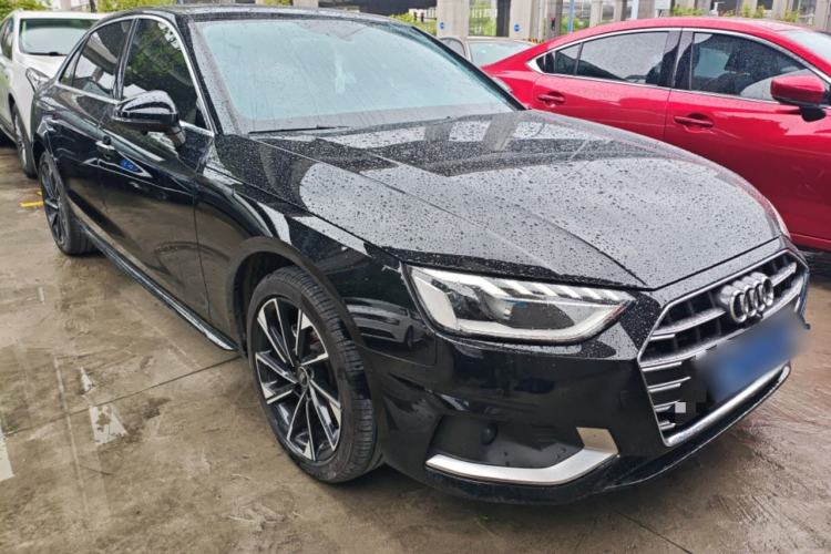 Used Audi A4L 2022 40 TFSI Luxury Prestige Edition Front Right 45 Deg