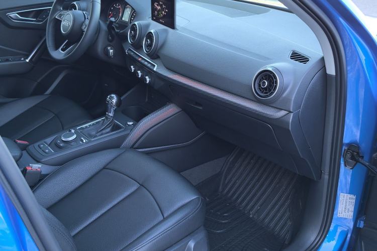 Used Audi Q2L 2018 35 TFSI Launch Exclusive Edition China V