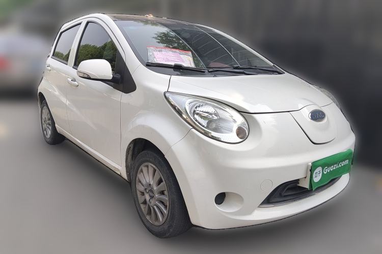 Used JAC Group iEV6E 2018 Upgraded iEV6E Luxury Model Front Right 45 Deg