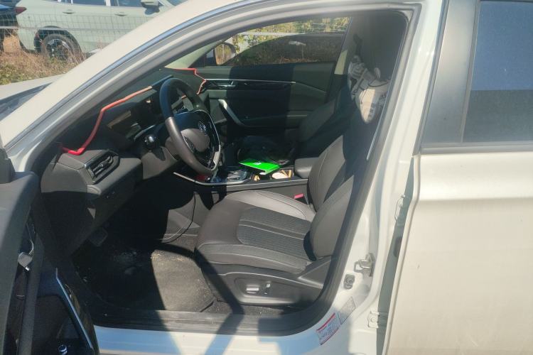 Used Dongfeng Aeolus Yixuan 2020 230T Automatic Glare-Proof Dark Knight Edition