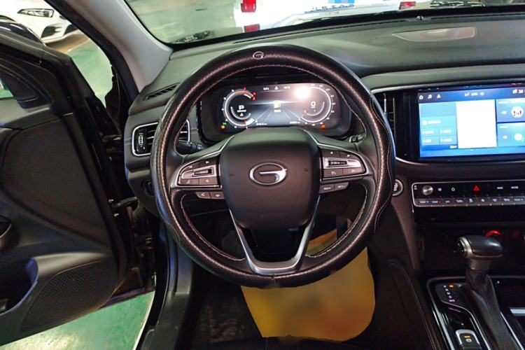 Used GAC Trumpchi GS8 2021 390T Two-Wheel Drive Luxury Smart Connect & Drive Edition (7 Seats)
