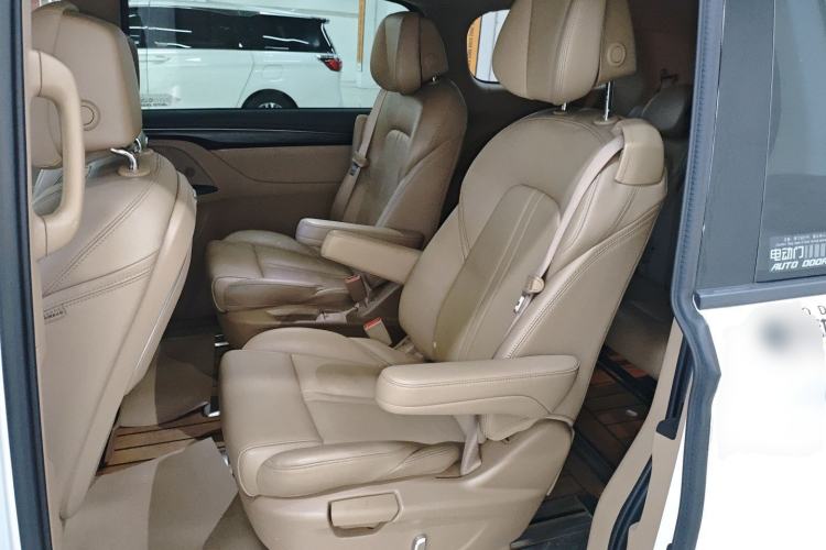 Used Buick GL8 2021 ES Land Cruiser 653T Luxury Edition