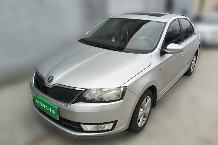 Used Skoda Rapid 2013 1.6L Manual Smart Selection Model
