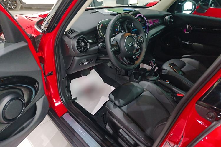 Used MINI 2021 1.5T COOPER Classic Edition Five-Door Version Driver Seat