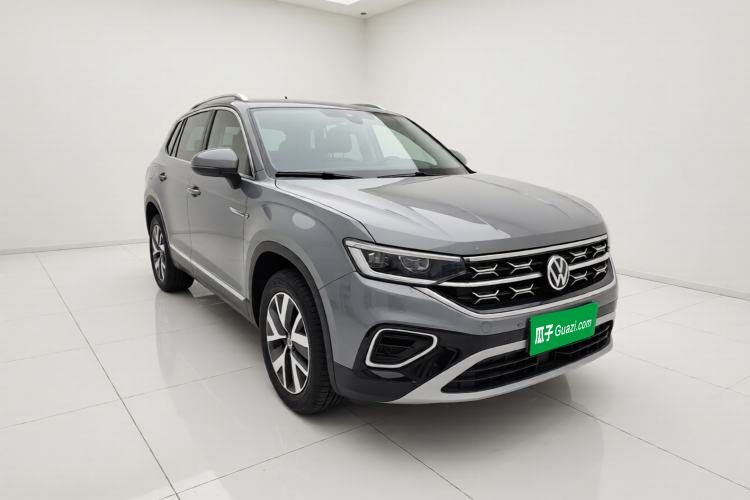 Used Volkswagen Tayron 2023 300TSI Two-Wheel-Drive Luxury Plus Advanced Edition Exterior 1