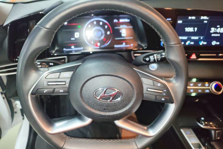 Used Hyundai Elantra 2021 1.5L CVT GLX Elite Edition
