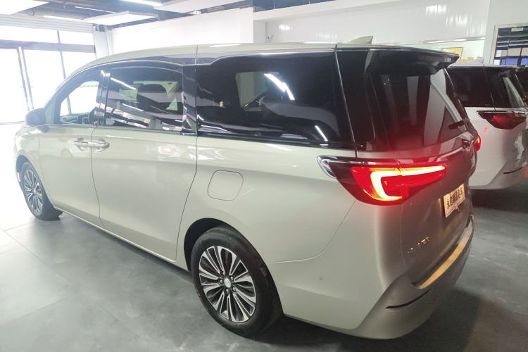 Used Buick GL8 2021 ES Landtrek 653T Luxury Model Exterior 3