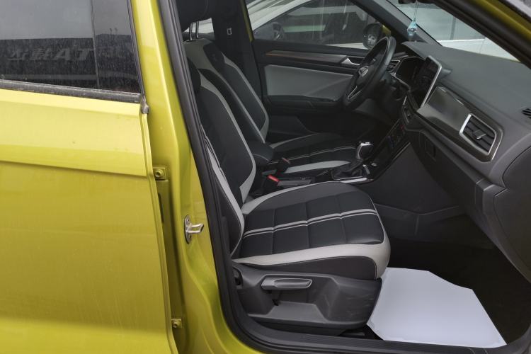 Used Volkswagen T-ROC 2023 300TSI DSG Two-Wheel Drive Starlight Edition
