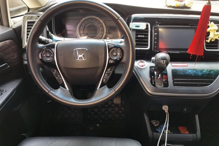 Used Honda Elysion 2016 2.4L Supreme Edition
