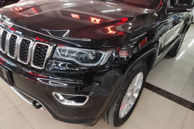 Used Jeep Grand Cherokee 2017 3.0L Comfort Navigation Edition
