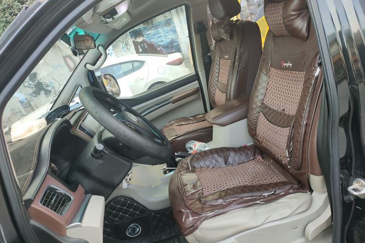 Used FORTHING Lingzhi 2018 M5L 1.6L 7-Seater Luxury Model