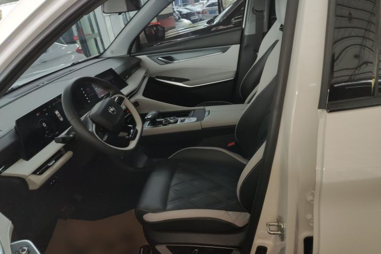 Used CHANGAN CS75 PLUS 2023 3rd Generation 1.5T Automatic Prestige Model