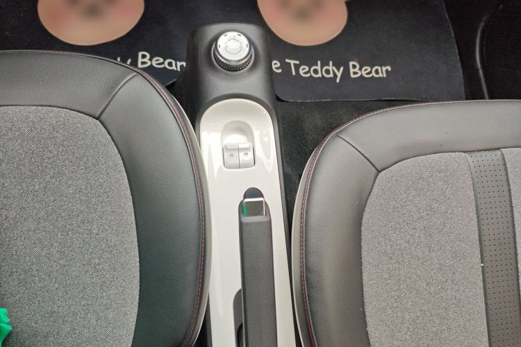 Used Wuling Hongguang MINIEV 2022 GAMEBOY 200km Gaming Edition with Lithium Iron Phosphate Gear Lever