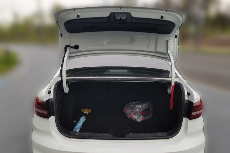 Used Volkswagen Lavida 2023 1.5L Automatic 5 Million Edition Trunk