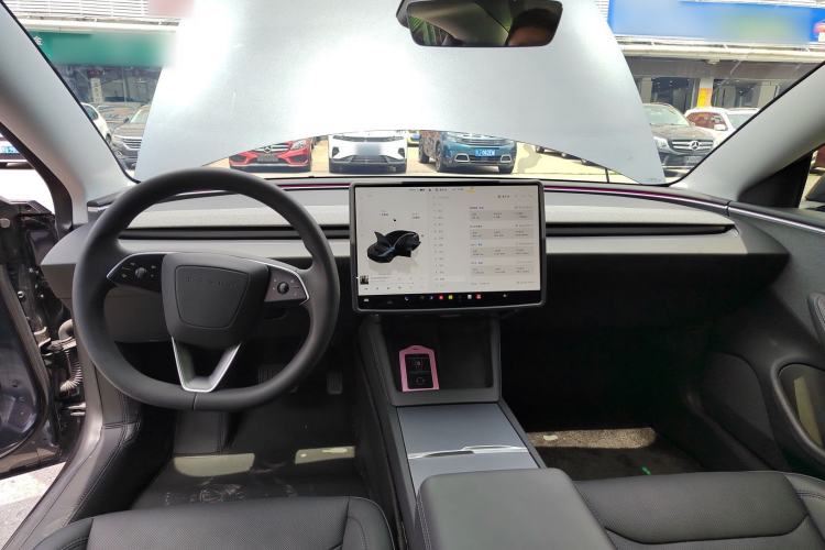 Used Tesla Model 3 2023 Rear-Wheel-Drive Version
